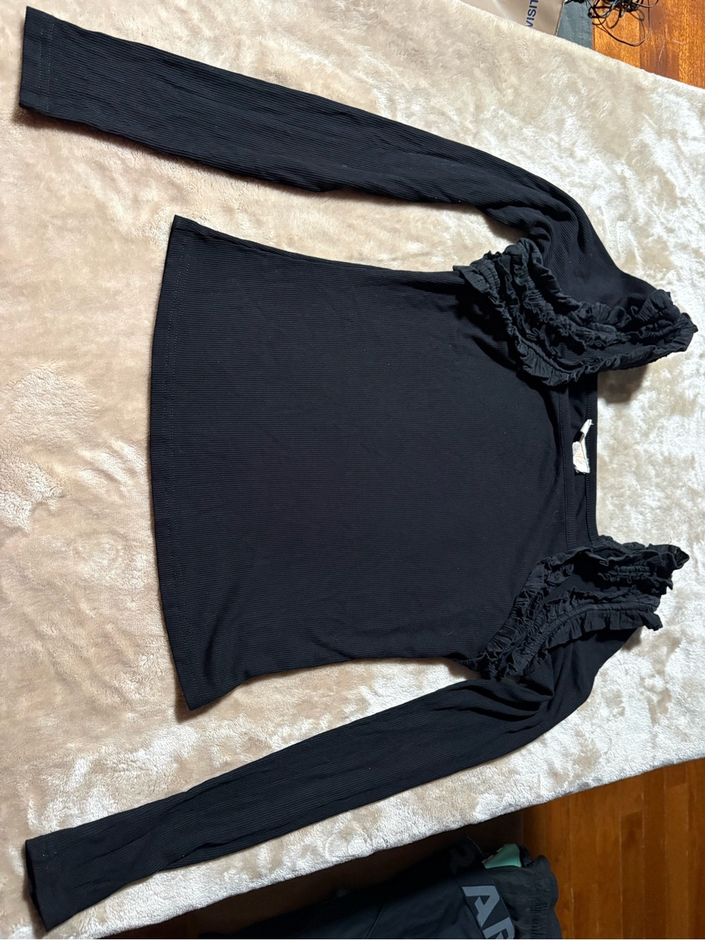 Black Ruffle-Trim Long Sleeve Women's Top Size Small